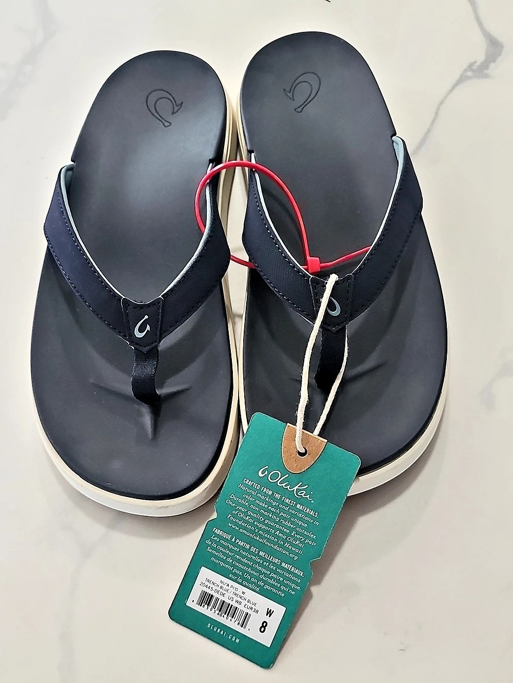 OluKai Nua 'Pio Women's Thong Sandals Blue & White US 8